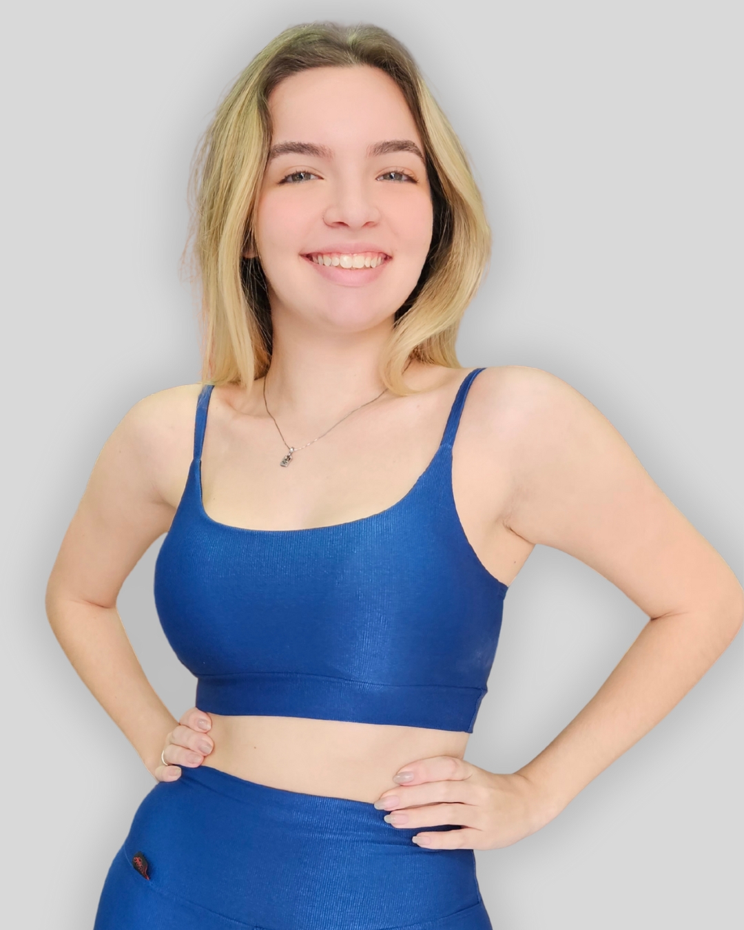 Top Microcanelado alça fina