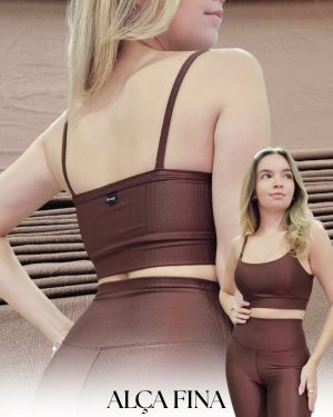 Top Microcanelado Marrom